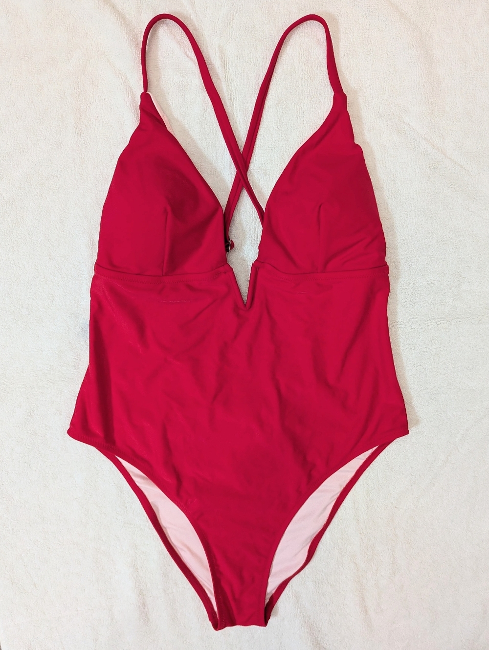 CUPSHE Cherry Red One Piece Swimsuit V Wire Crossback Women's Size Large NWT
